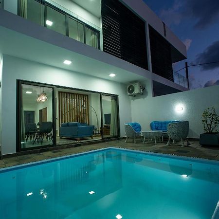 Ocean Blue Villa, Flic-En-Flac Exterior photo